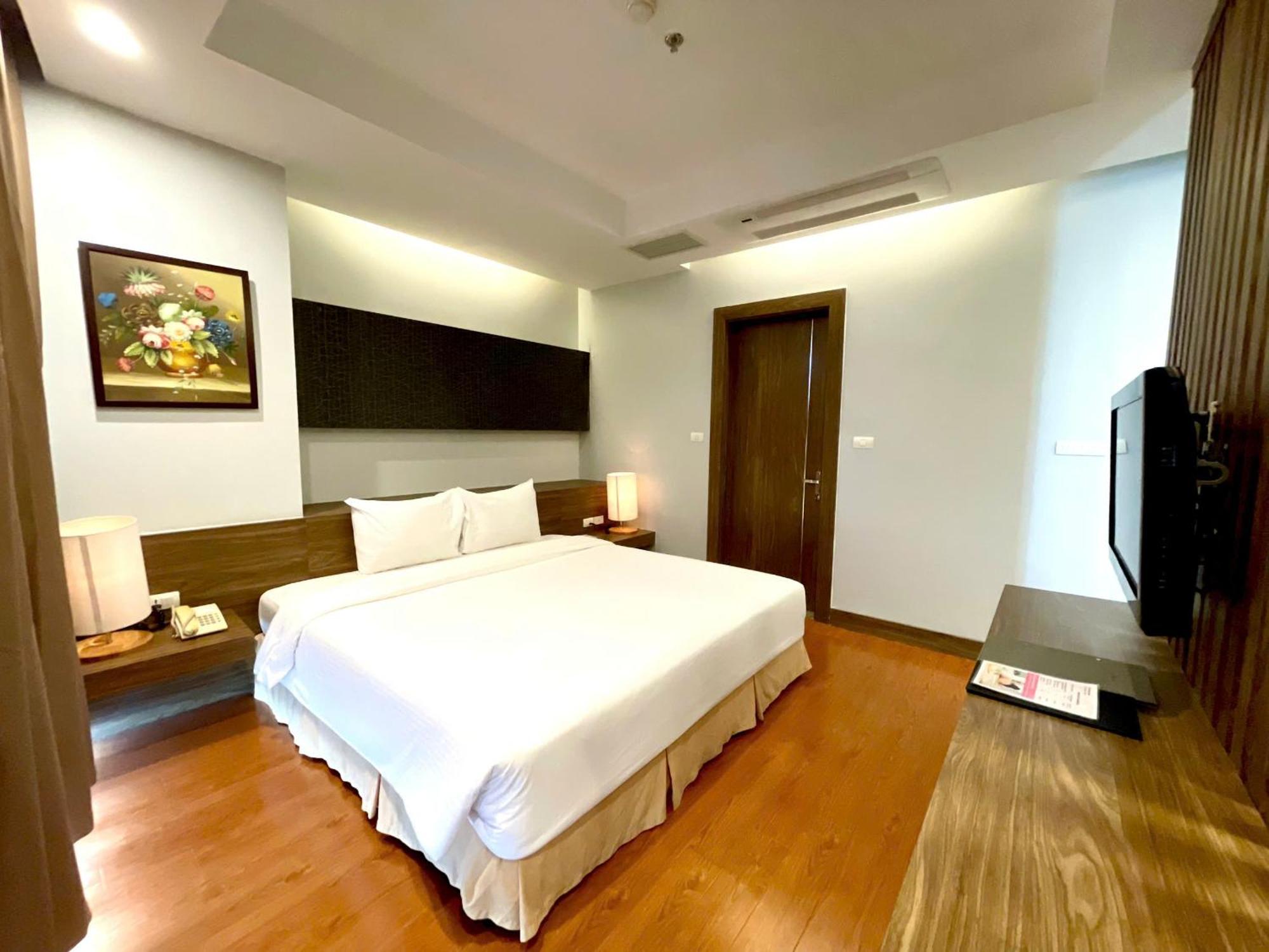 Muong Thanh Grand Xa La Hotel Hanoi Esterno foto
