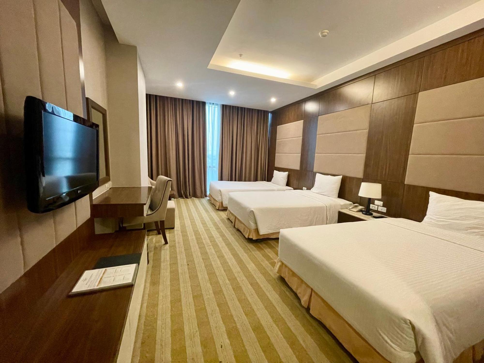 Muong Thanh Grand Xa La Hotel Hanoi Esterno foto